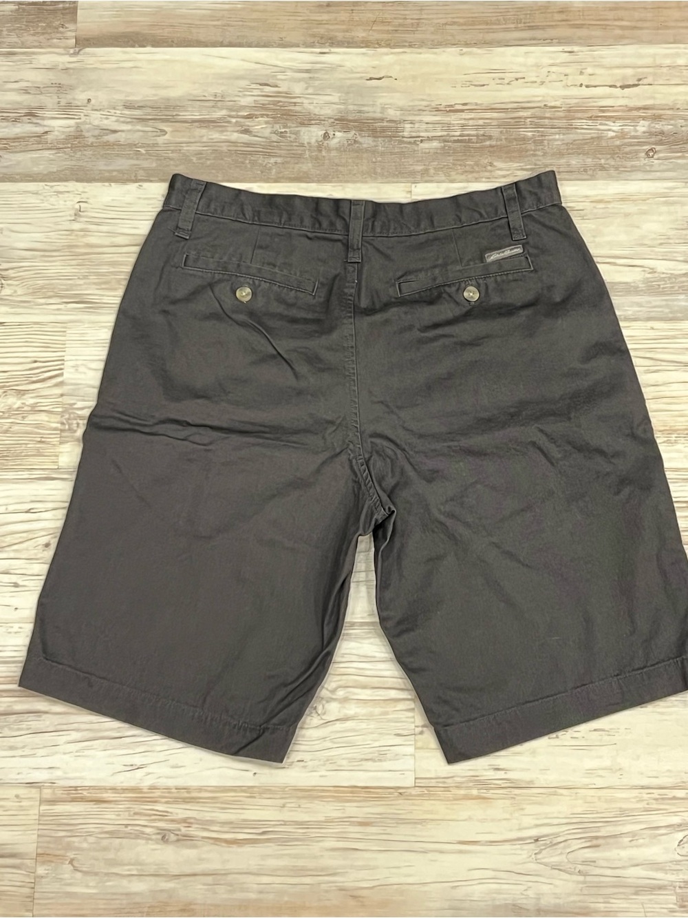 Eddie Bauer Men's Gray Flat-Front Casual Shorts - Picture 4 of 5